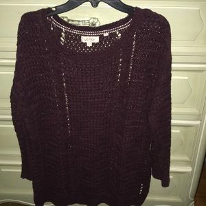 maroon sweater